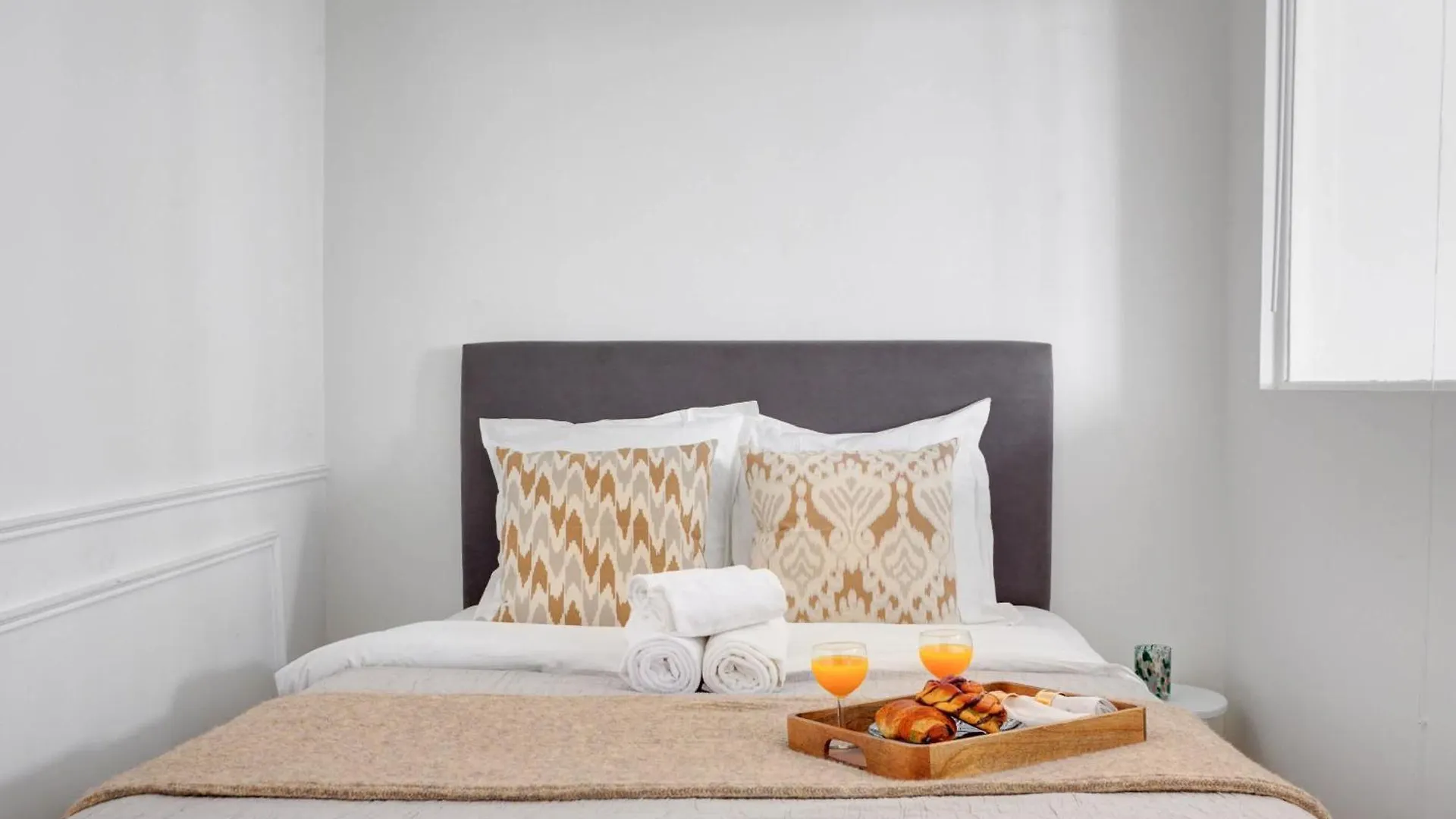 Bnbnova - 1Br - Notre Dame & Seine - Latin Quarter Paris Apartment